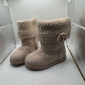 Toddler Size 8 Girls Light Pink/Cream Knit Winter Boots